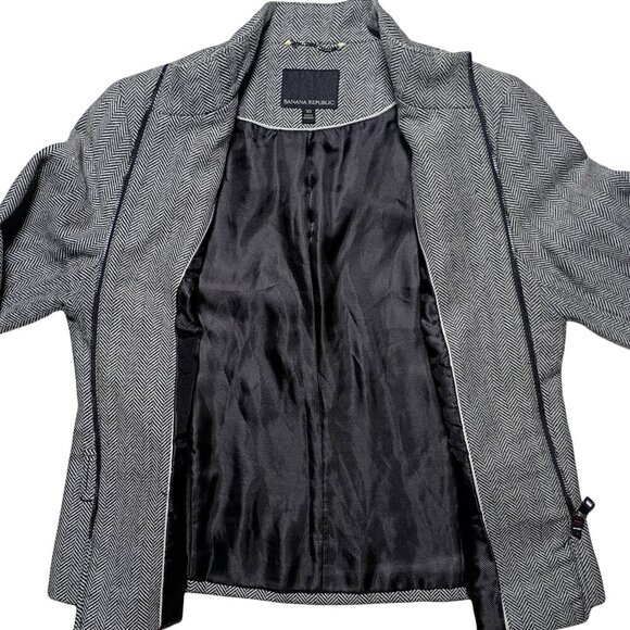 Banana Republic Women’s 10 Wool Blend Herringbone Grey Full Zip Lined Jacket - Picture 6 of 12